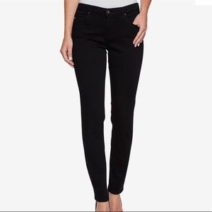 Ag the Stevie Black Pant 🖤🖤🖤